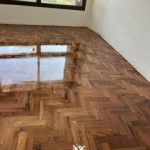 LEVIGATURA PARQUET IN NOCE AMERICANO
