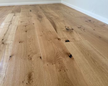 PARQUET PREFINITO IN ROVERE SCELTA RUSTICA